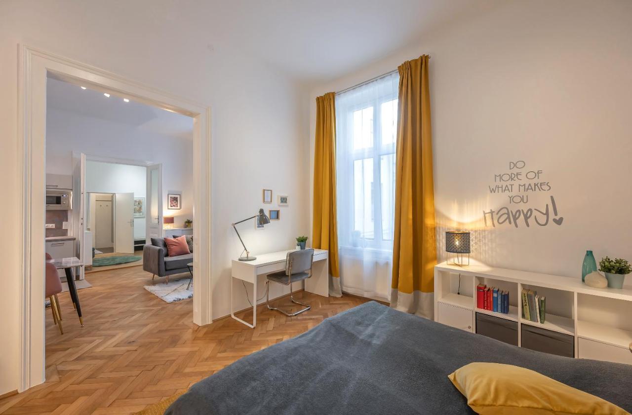 Cosy City Center Apartment Вена Экстерьер фото